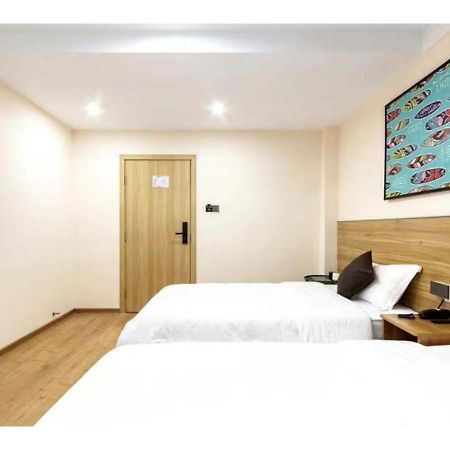Marbella Express Hotelマニラ市 エクステリア 写真